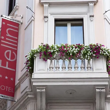 Hotel Fellini Rome