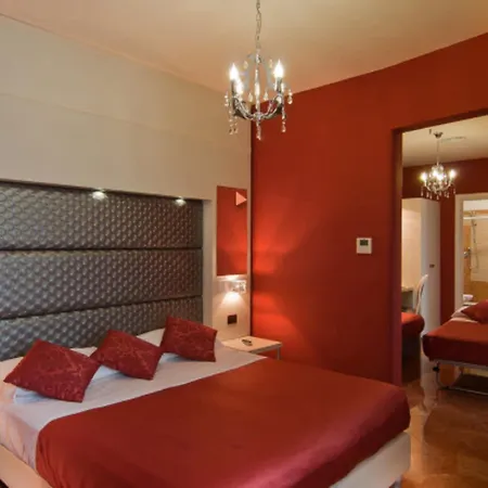 Fellini 3* Rome