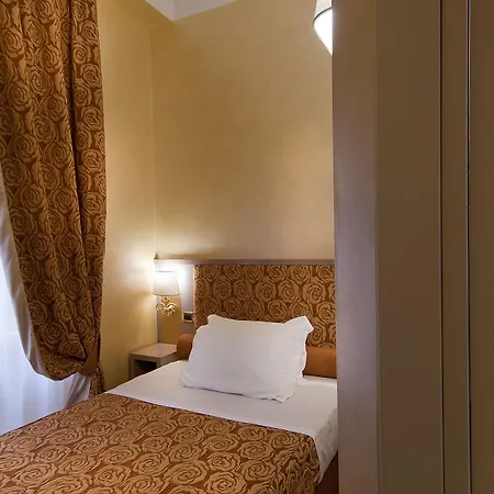 Hotel Fellini Rome