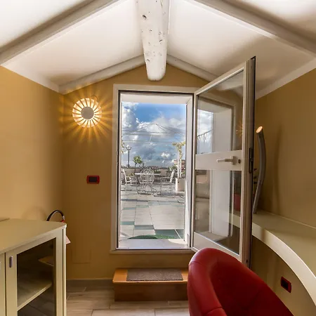 Hotel Fellini A Fontana Di Trevi