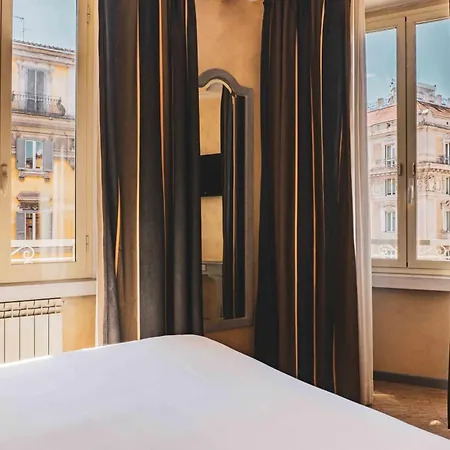 Hotel Fellini A Fontana Di Trevi Rome