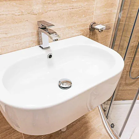 Fellini A Fontana Di Trevi Hotel 3*