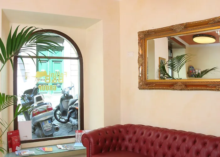 Fellini A Fontana Di Trevi Hotel