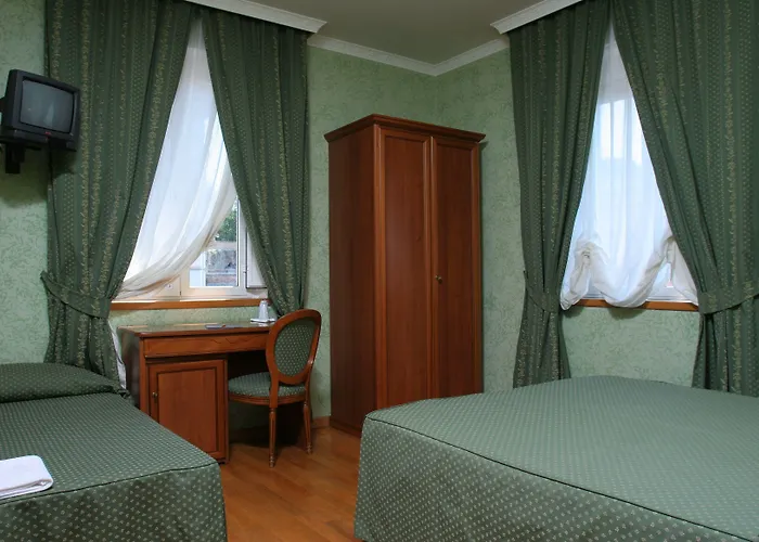 Fellini A Fontana Di Trevi Roma