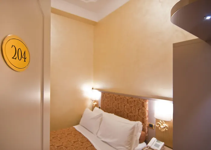 Fellini A Fontana Di Trevi 3*