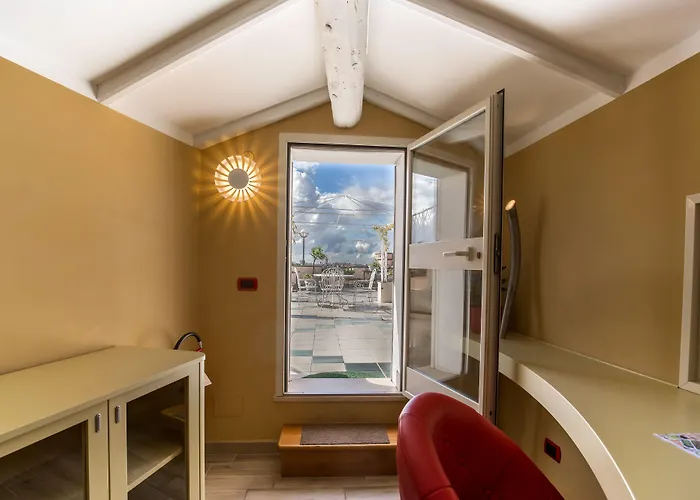 Hotel Fellini A Fontana Di Trevi