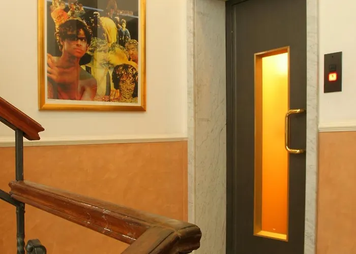 Fellini A Fontana Di Trevi Roma